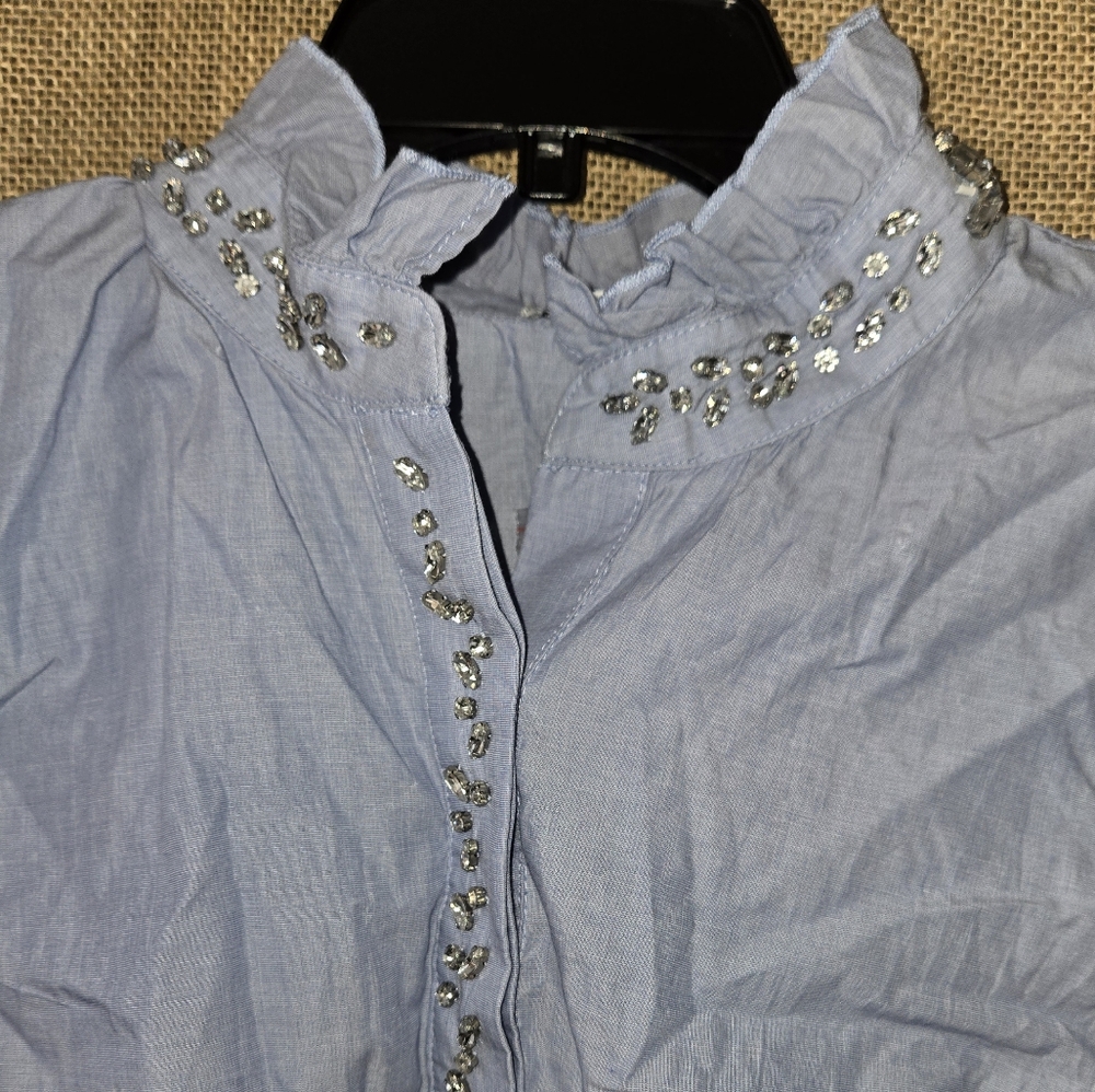 NWT Women's Crown & Ivy Light Blue Ruffled Long Sleeve Blouse Rhinestones Size M - Picture 8 of 12